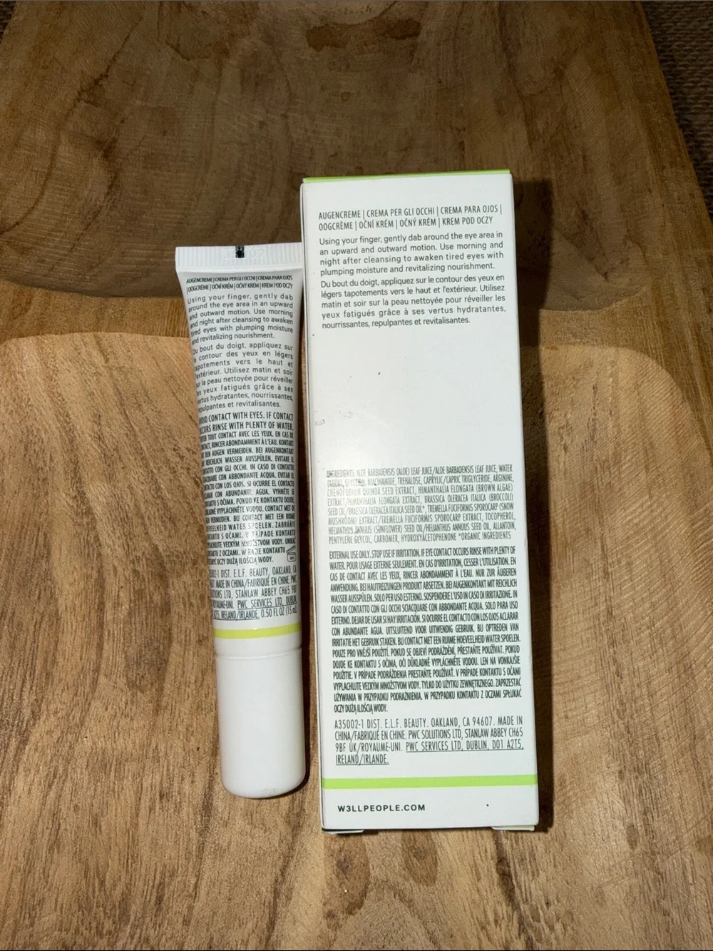 W3LL PEOPLE Revitalizing Dew Snow Mushroom Eye Gel-Cream — White & Green